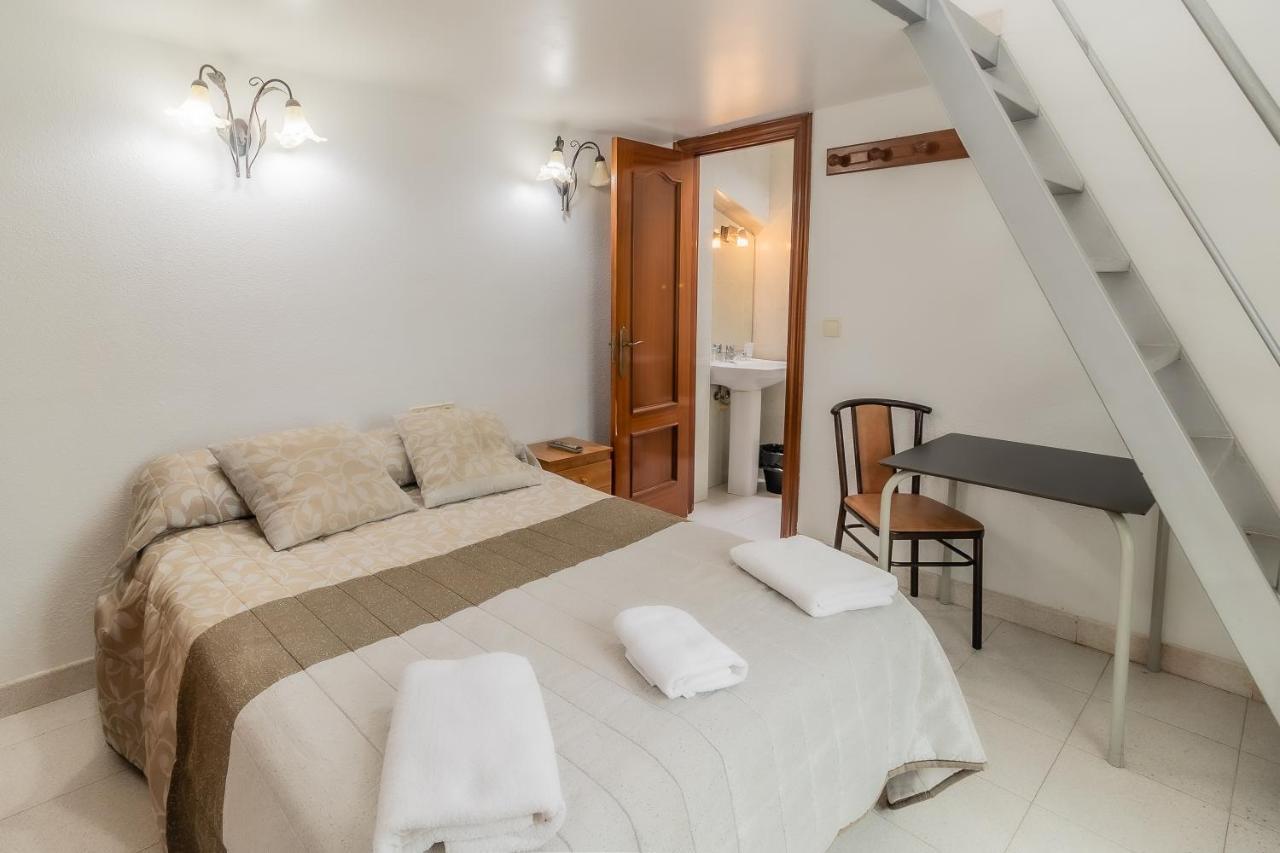 Hostal - Restaurante La Buena Villa By Vivere Stays Villalonquéjar Екстериор снимка