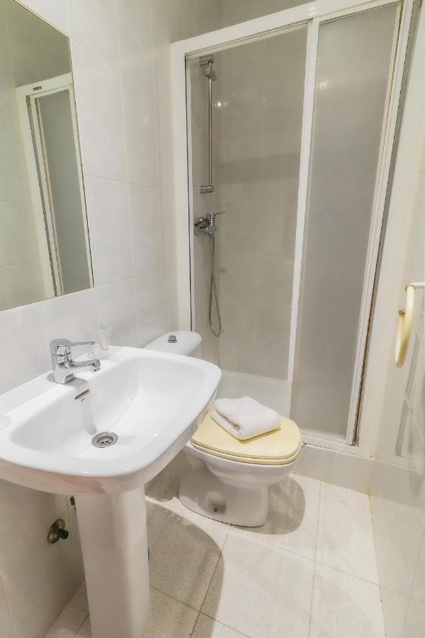 Hostal - Restaurante La Buena Villa By Vivere Stays Villalonquéjar Екстериор снимка